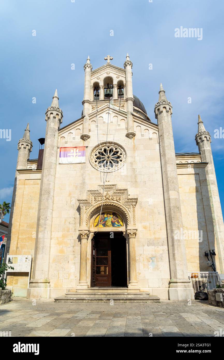 Chiesa SV. Terme o Santa salvezza a Topla. Herceg Novi, città costiera del Montenegro situata all'ingresso occidentale della Baia di Cattaro e ai piedi del Monte O. Foto Stock