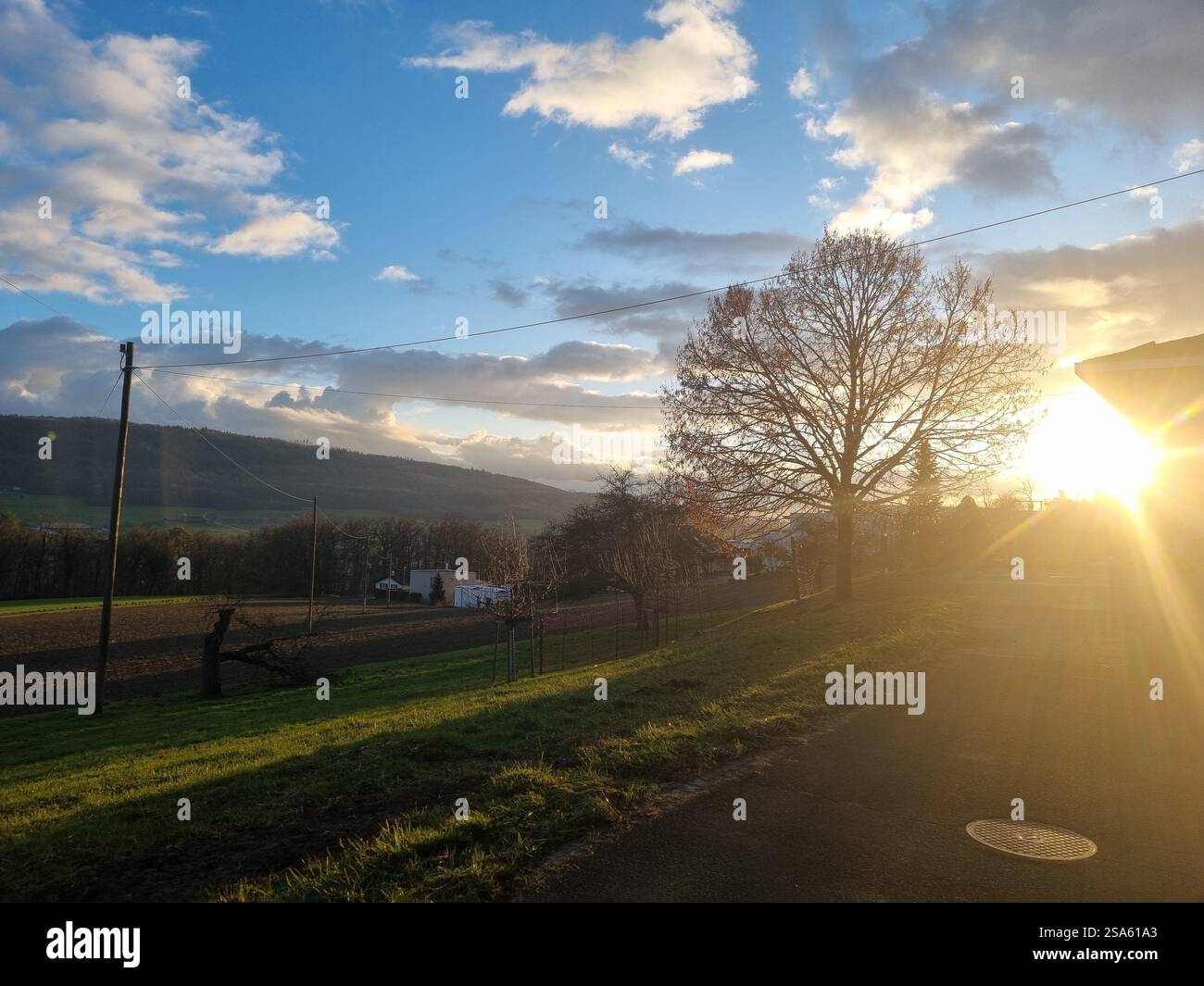 Campagna Tramonto - Immagine stock catturata con smartphone