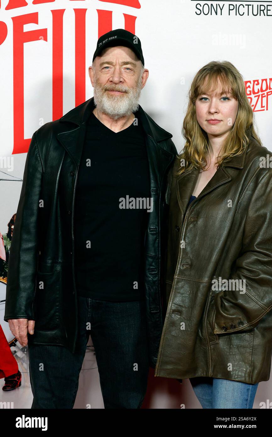 27 gennaio 2025, Los Angeles, California, Stati Uniti: JK Simmons, Olivia Simmons alla premiere di Sony Pictures Classic diventando LED Zeppelin al TCL Chinese Theatre IMAX (Credit Image: © Nina Prommer/ZUMA Press Wire) SOLO PER USO EDITORIALE! Non per USO commerciale! Foto Stock