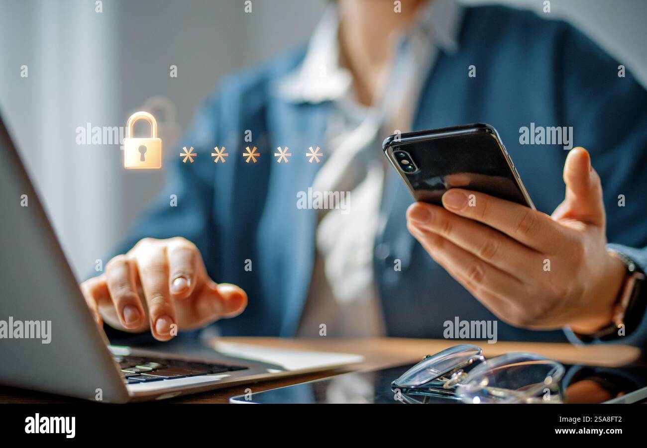 Bloccare il pc con una password per la sicurezza informatica o una password per confermare l'accesso all'applicazione online. Minacce alla sicurezza informatica. Foto Stock
