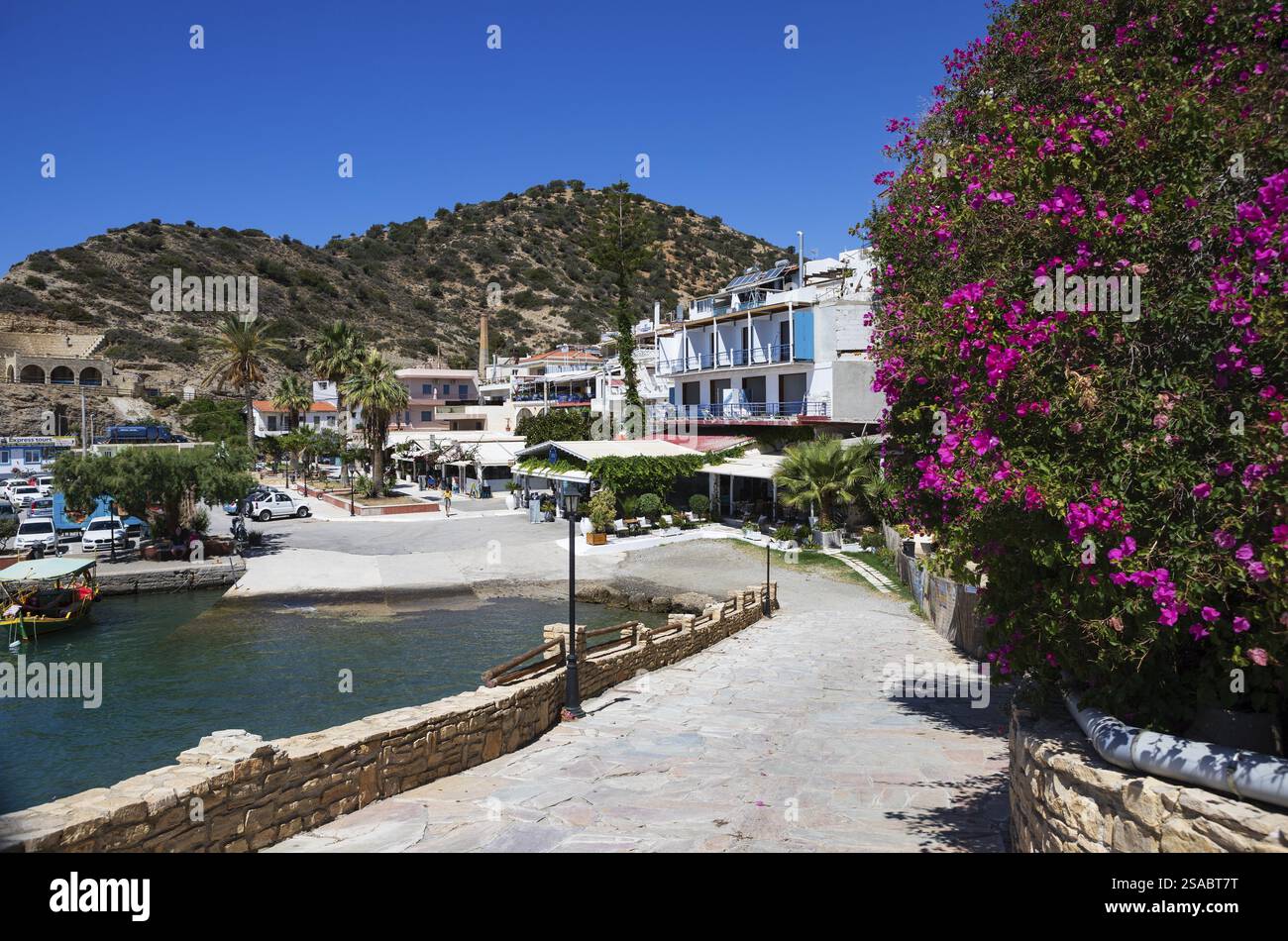 Passeggiata di Agia Galini, costa sud, Creta, Grecia, Europa Foto Stock