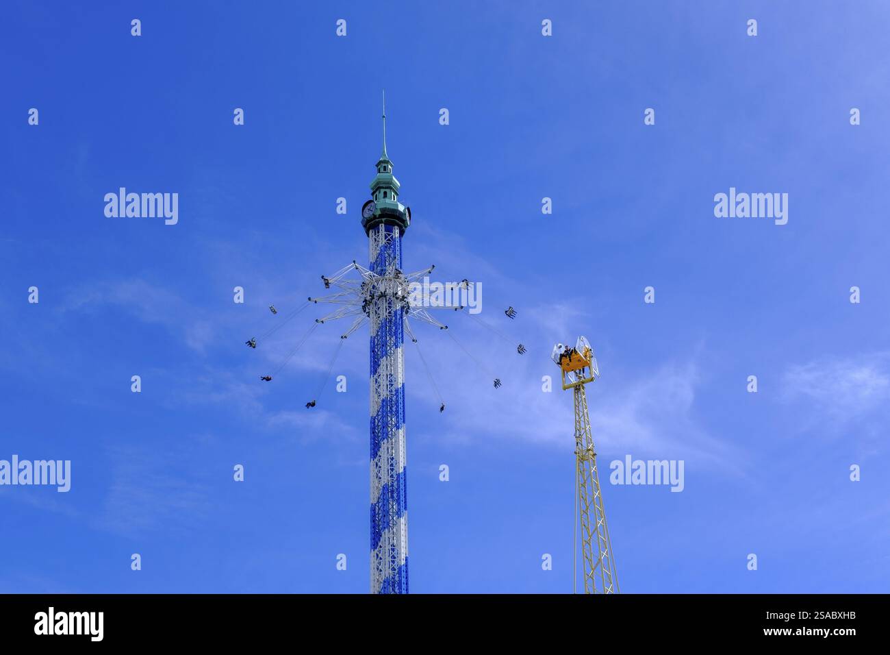Giostra volante, parco divertimenti, Skyline Park, Bad Woerishofen, Allgaeu, Baviera, Germania, Europa Foto Stock