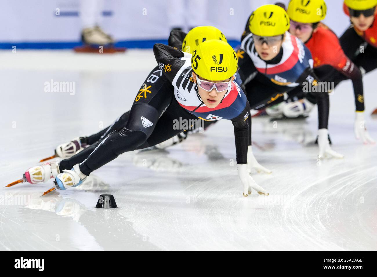 Whimin Seo (KOR) visto durante lo Short Track Speed Skating, 1500m Final A femminile ai Giochi FISU 2025 World University Games Winter di Torino. Foto Stock