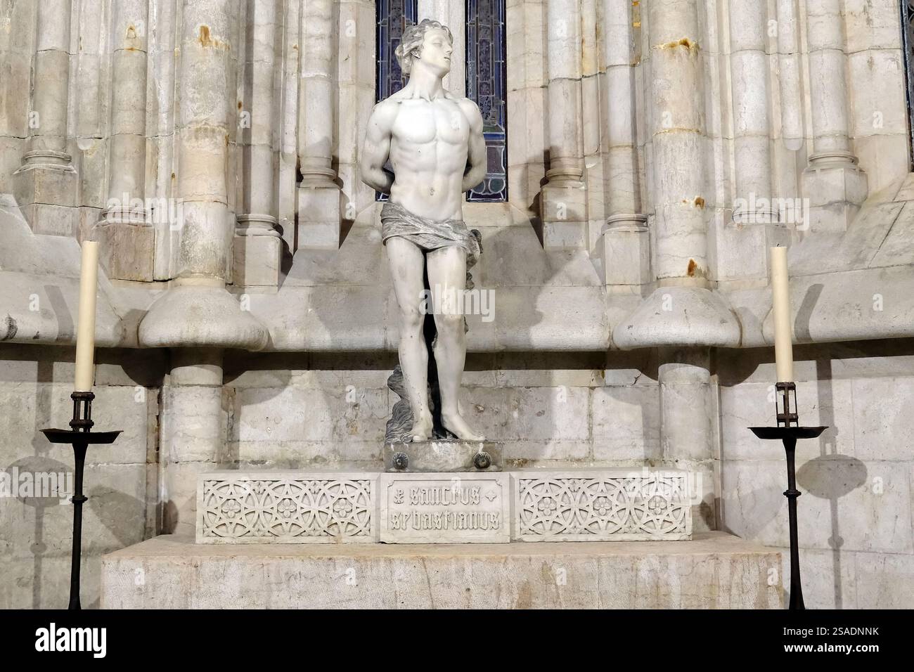 Cattedrale di Lisbona o cattedrale di Santa Maria maggiore. Martirio di San Sebastiano. Cappella. Lisbona. Portogallo. Foto Stock