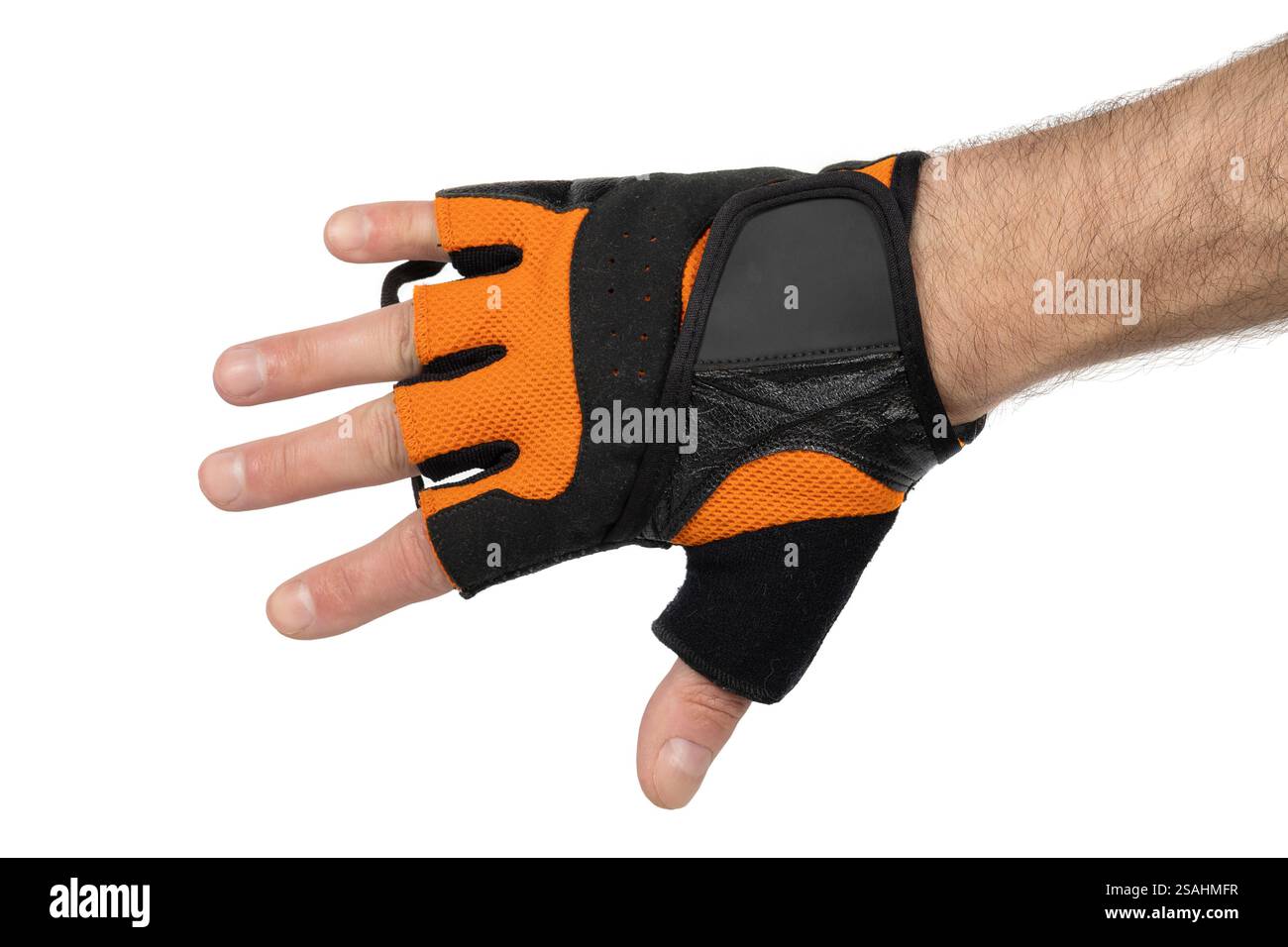 Guanti da bicicletta su sfondo bianco. Attrezzature da palestra. Fitness. Guanti da ginnastica utilizzati per proteggere le mani dallo sviluppo di grani e calli. Foto Stock