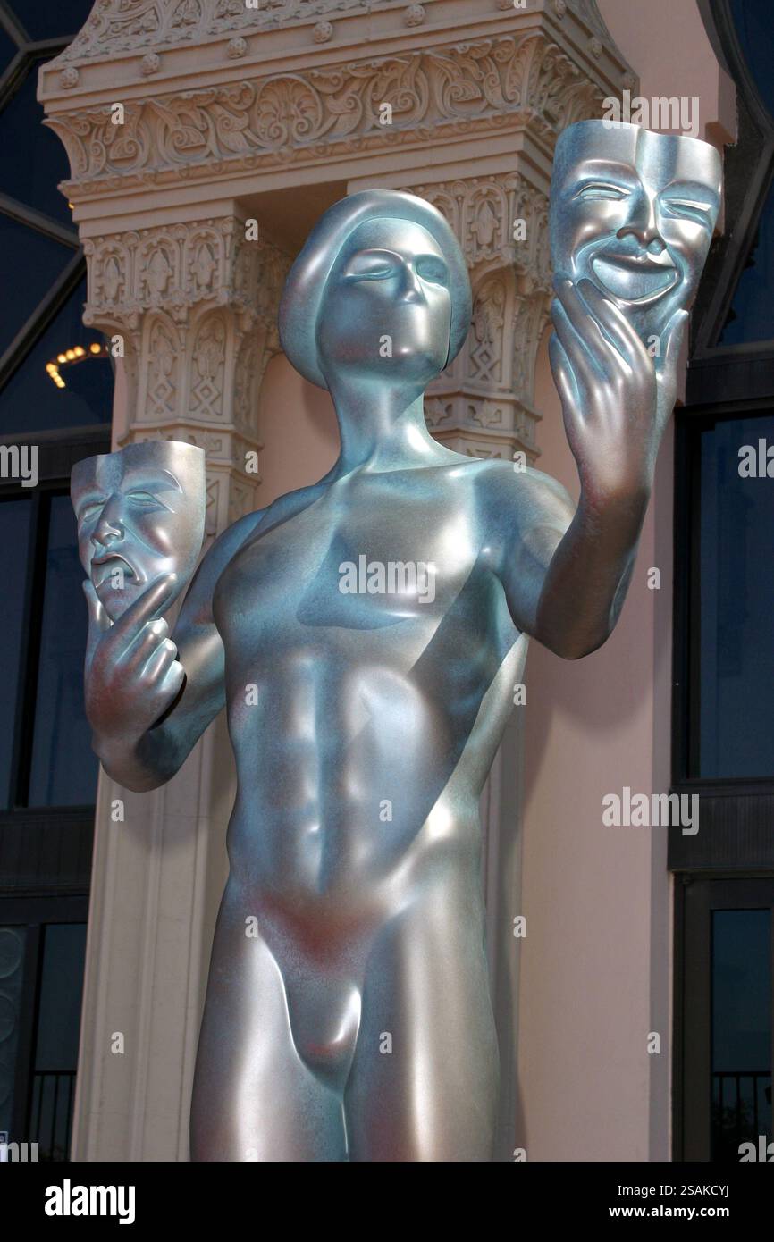 LOS ANGELES, CALIFORNIA, USA: Atmosfera al 9° Screen Actors Guild Awards annuale allo Shrine Auditorium di Los Angeles, California, il 9 marzo 2003. © Lee Roth / Roth Stock Archives Foto Stock