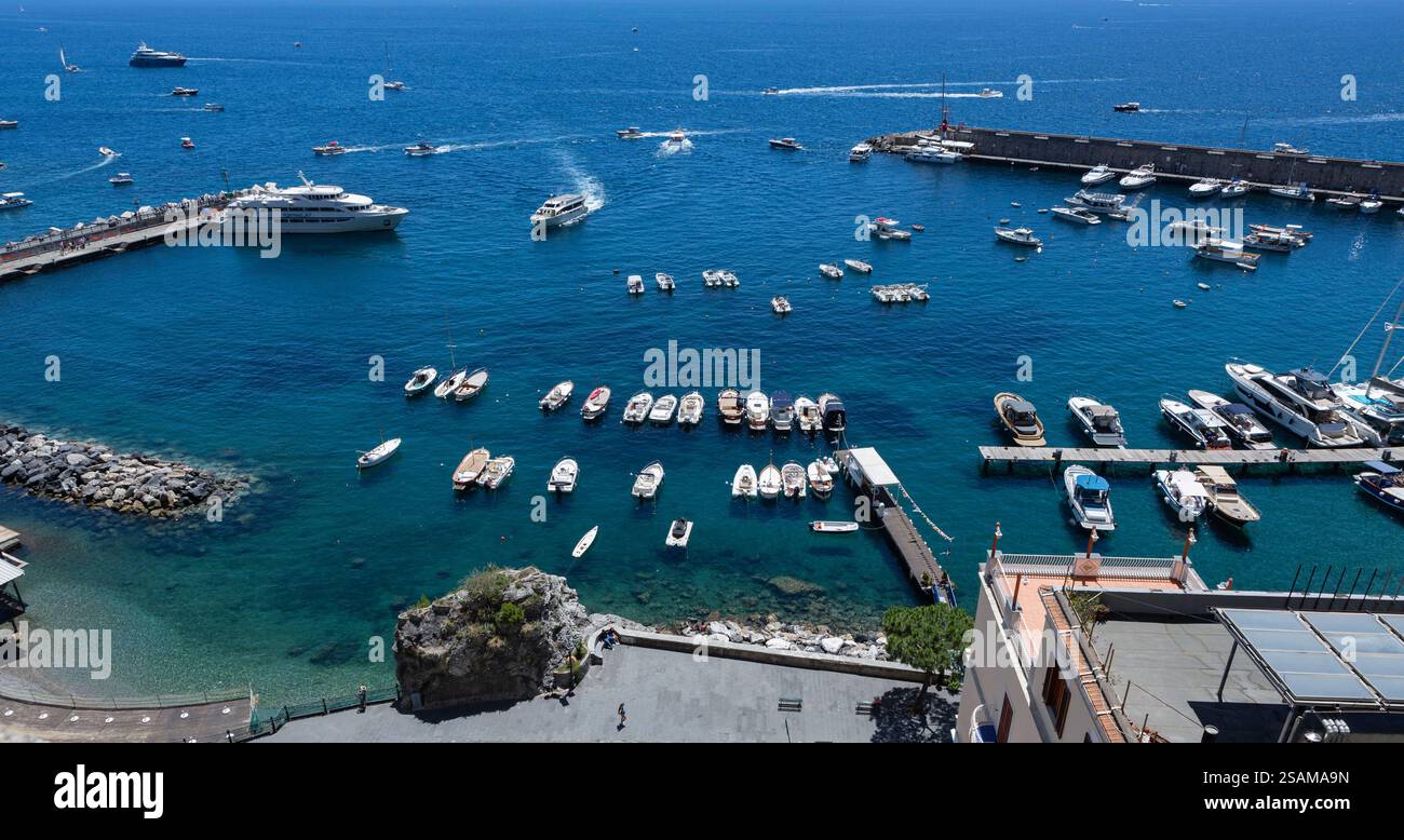 Porto della Costiera Amalfitana Foto Stock