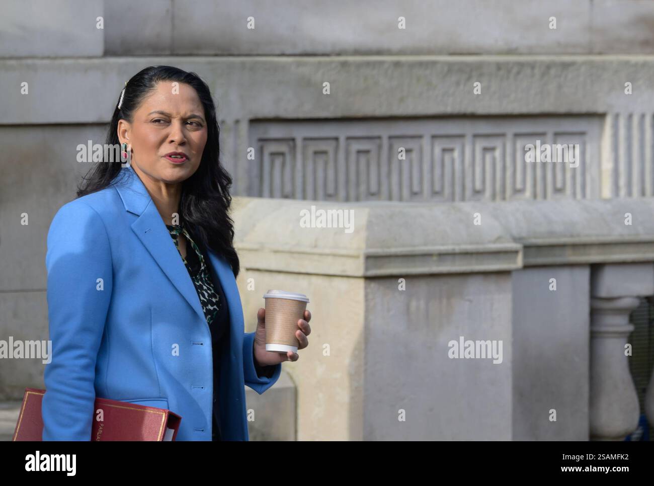 Rushana Ali MP (laboratorio: Bethnal Green e Stepney) Sottosegretario parlamentare (alloggi, Comunità e governo locale) che lascia l'ufficio di gabinetto, Foto Stock