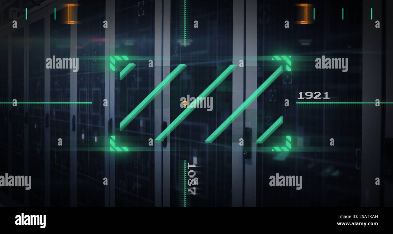 Immagine dell'elaborazione dei dati digitali su server di computer Foto Stock