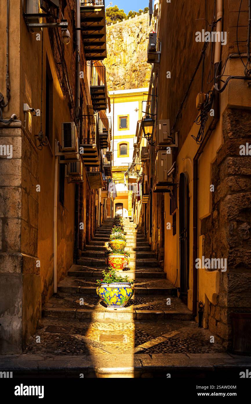 Strade soleggiate Foto Stock