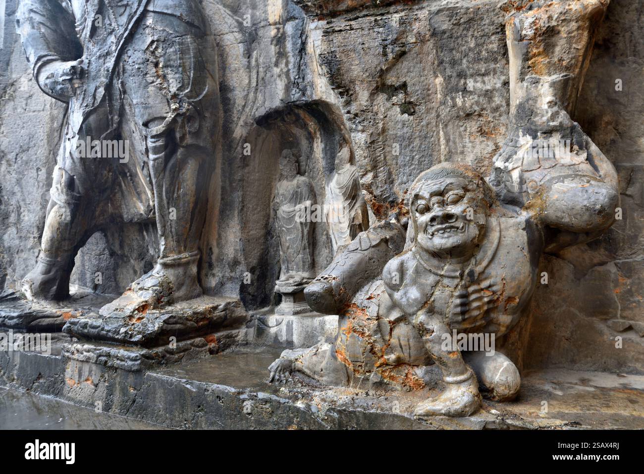 Grotte di Longmen a Luoyang, provincia di Henan, Cina. Foto Stock