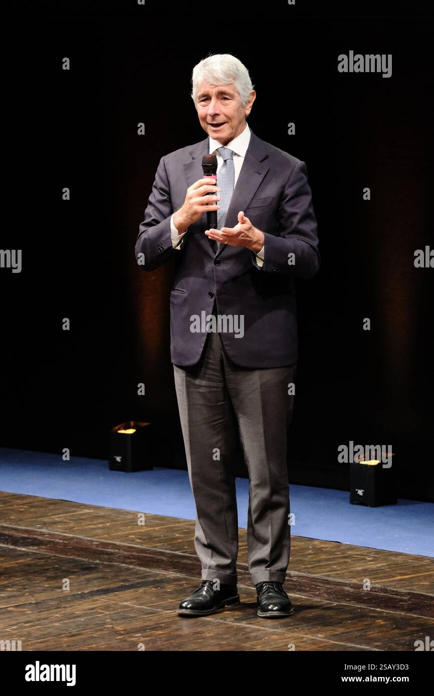 Roma, Italia. 31 gennaio 2025. Andrea Abodi, ministro per lo Sport e i giovani, in occasione della presentazione del servizio civile universale per il Giubileo della speranza 2025. Roma, Venerdì 31 gennaio 2025 (foto Mauro Scrobogna/LaPresse) Andrea Abodi, Ministro dello Sport e della Gioventù, in occasione della presentazione del servizio pubblico universale per il Giubileo della speranza 2025. Roma, venerdì 31 gennaio 31 2025. (Foto di Mauro Scrobogna/LaPresse) credito: LaPresse/Alamy Live News Foto Stock