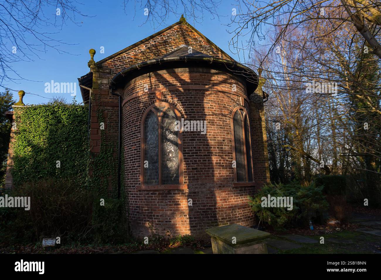 St Michael and All Angels Church a Burtonwood, Cheshire, Regno Unito Foto Stock