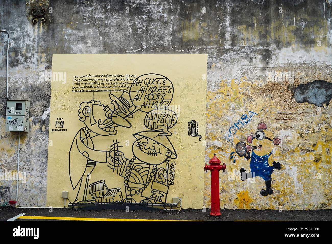 Ah Quee - famosa scultura di strada con aste d'acciaio dell'artista Reggie Lee che raffigura Ah Quee, ricco proprietario terriero cinese a George Town, Penang, Malesia Foto Stock