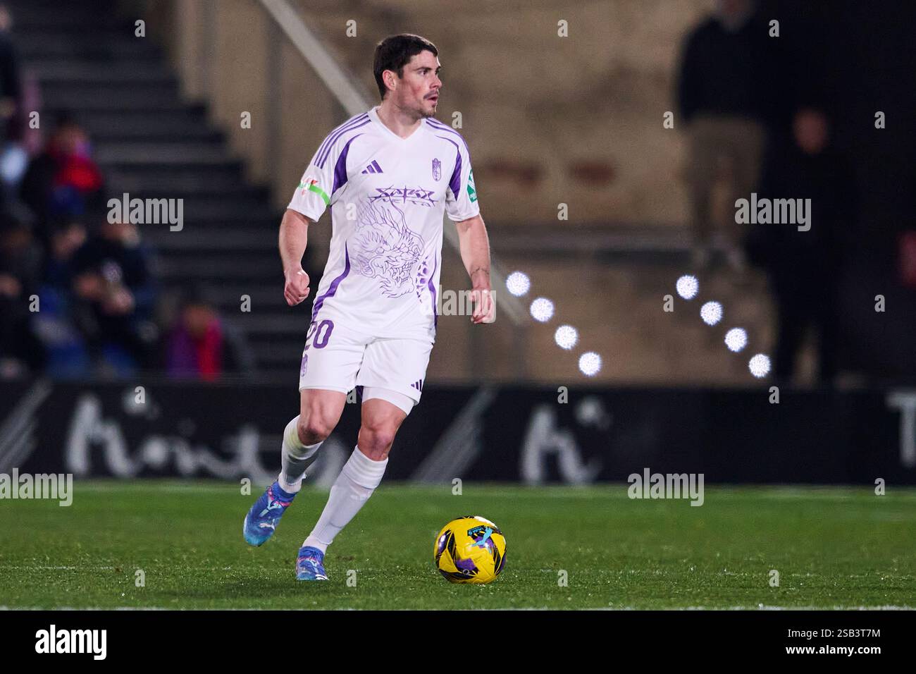 Elda, Spagna. 31 gennaio 2025. ELDA, SPAGNA - GENNAIO 31: Sergio Ruiz centrocampo centrale di Granada CF in azione durante il LaLiga Hypermotion match tra CD Eldense e Granada CF allo stadio Nuevo Pepico Amat il 31 gennaio 2025 a Elda, Spagna. (Foto di Francisco Macia/Photo Players Images/Magara Press) crediti: Magara Press SL/Alamy Live News Foto Stock