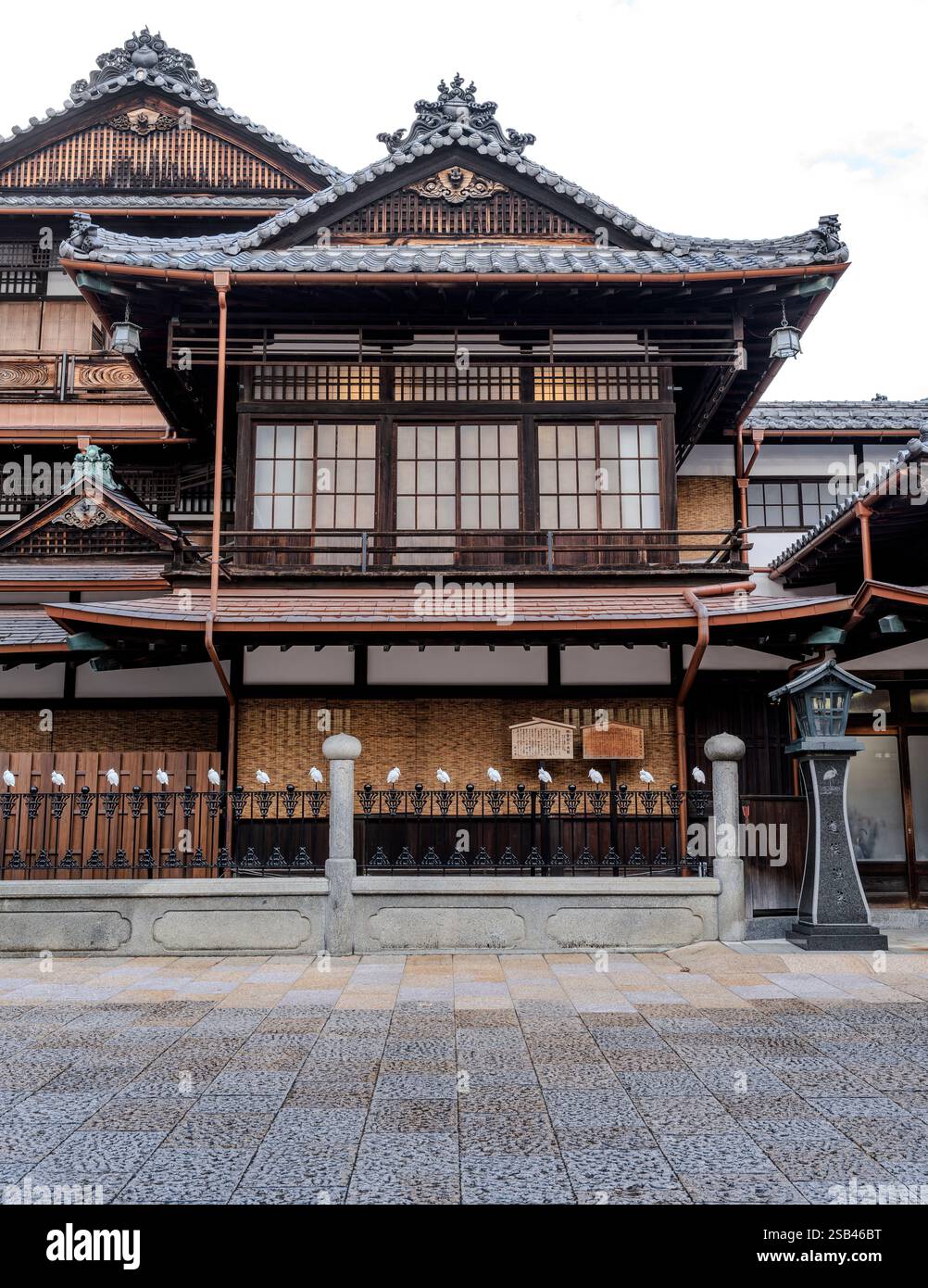 Una sezione di Dogo Onsen Honkan, un bagno pubblico a Matsuyama, prefettura di Ehime, Giappone. Foto Stock
