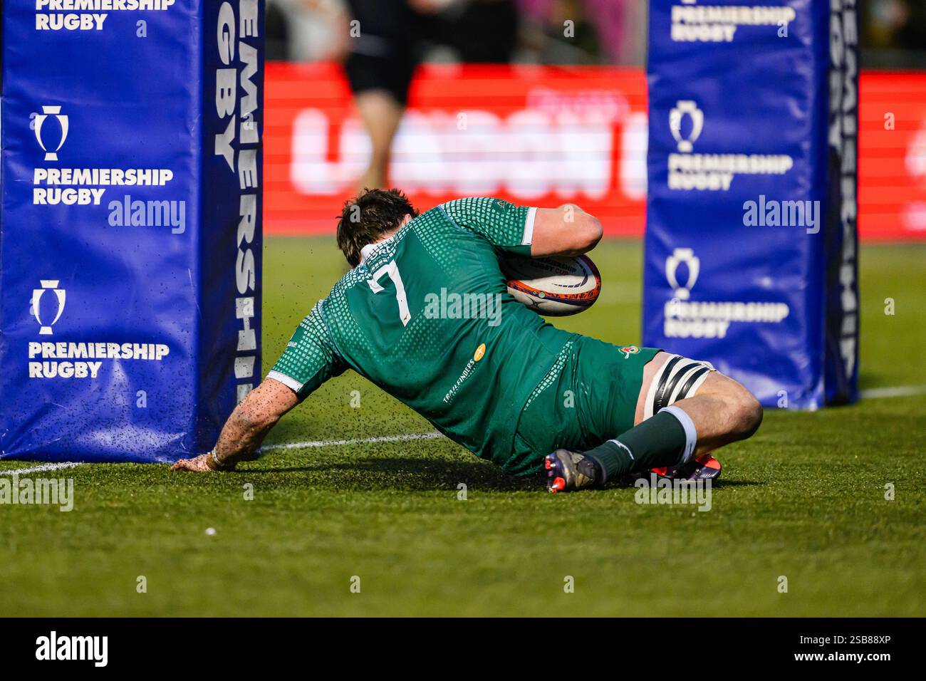 LONDRA, REGNO UNITO. 01 febbraio 25. Jordy Reid di Ealing Trailfinders segna una meta per questa squadra durante la Premiership Rugby Cup Saracens Men vs Ealing Trailfinders allo Stonex Stadium sabato 1 febbraio 2025. LONDRA, INGHILTERRA. Crediti: Taka G Wu/Alamy Live News Foto Stock