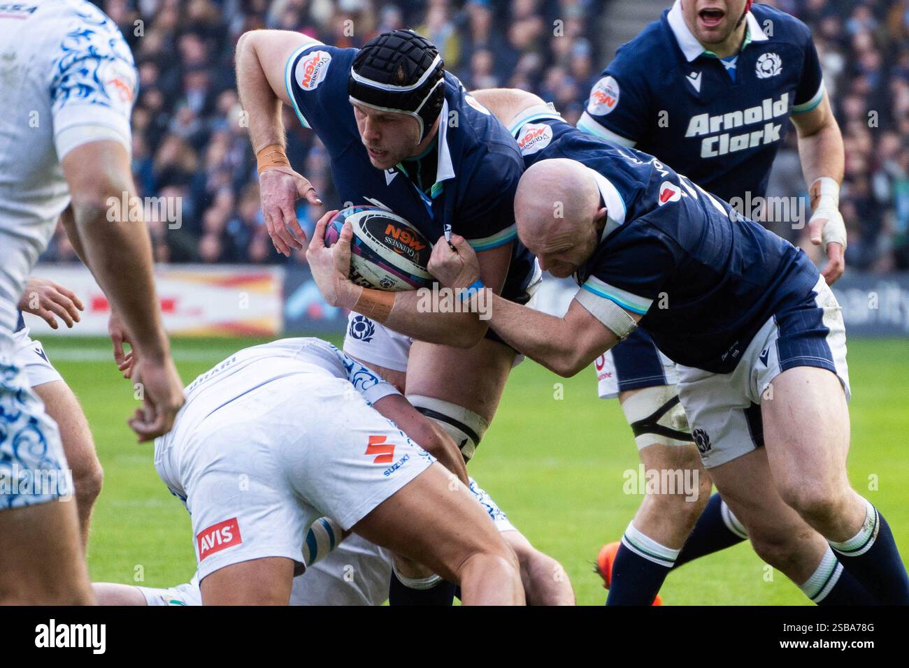 Edimburgo, Regno Unito. 1 febbraio 2024. 4) Jonny Gray in azione durante la partita di rugby Scozia contro Italia 6 Nations al Murrayfield Stadium di Edimburgo, Scozia, Edimburgo, Scozia, 1 febbraio 2025, (Sam Wardle/SPP) credito: SPP Sport Press Photo. /Alamy Live News Foto Stock