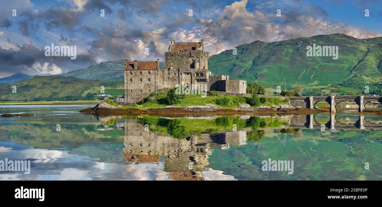 Il castello di Eilean Donan è costruito su una piccola isola di marea situata alla confluenza di tre laghi marini (Loch Duich, Loch Long e Loch Alsh) nel W Foto Stock