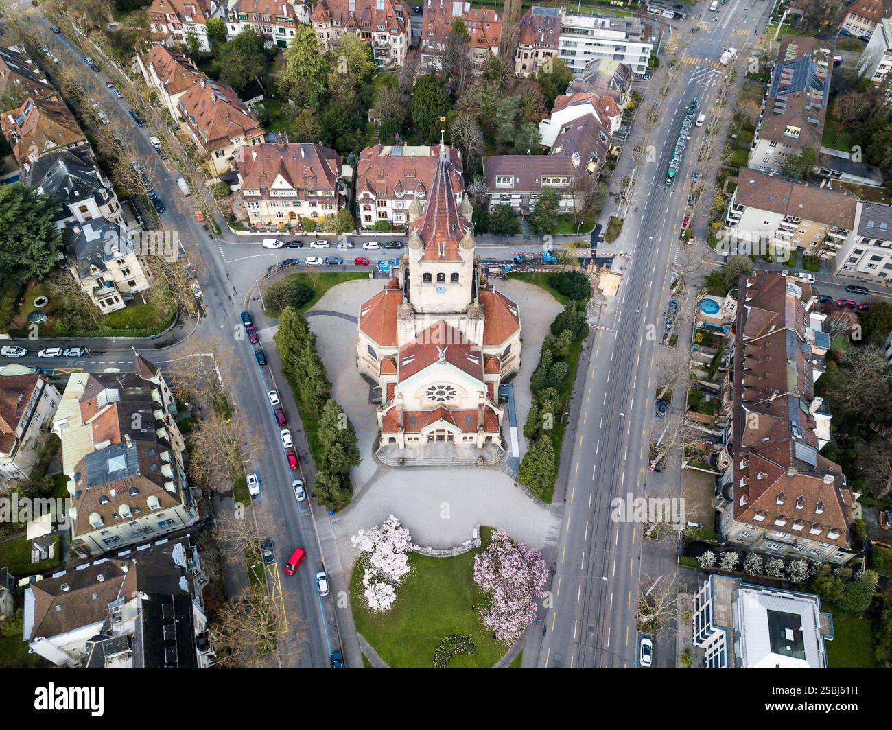 Immagine aerea della chiesa di San Paolo (Pauluskirche) nella città vecchia della città svizzera di Basilea. Foto Stock