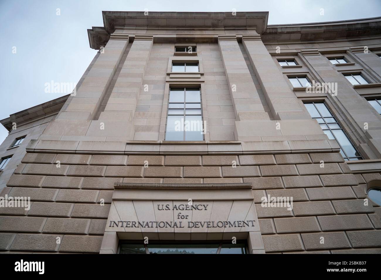 Washington, Stati Uniti. 3 febbraio 2025. Il quartier generale della U.S. Agency for International Development (USAID) si trova a Washington, DC lunedì 3 febbraio 2025. Oggi, il capo dell'efficienza del governo (DOGE) Elon Musk e il presidente Donald Trump hanno annunciato che chiuderanno l'agenzia di assistenza straniera. Foto di Bonnie Cash/UPI credito: UPI/Alamy Live News Foto Stock