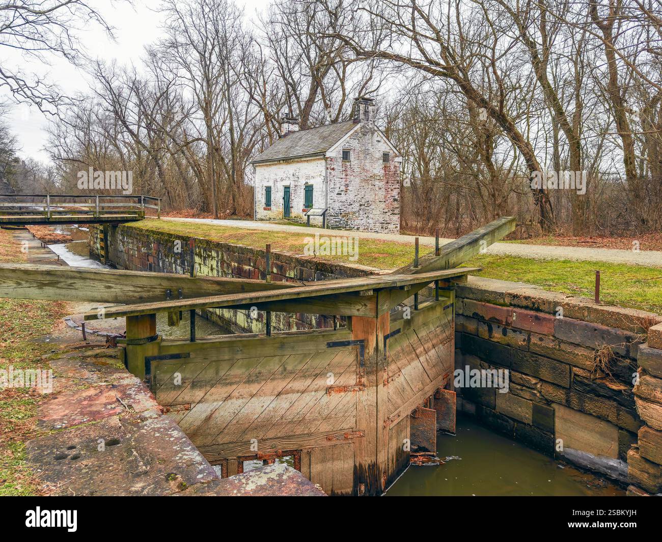 Chiusa 22 (Pennyfield Lock) e chiusa a chiave a Chesapeake e Ohio Canal National Historical Park. Maryland. STATI UNITI Foto Stock