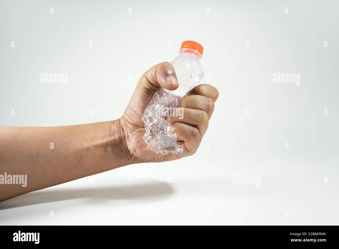campagna internazionale anti-plastica, libera la terra dai rifiuti di plastica Foto Stock
