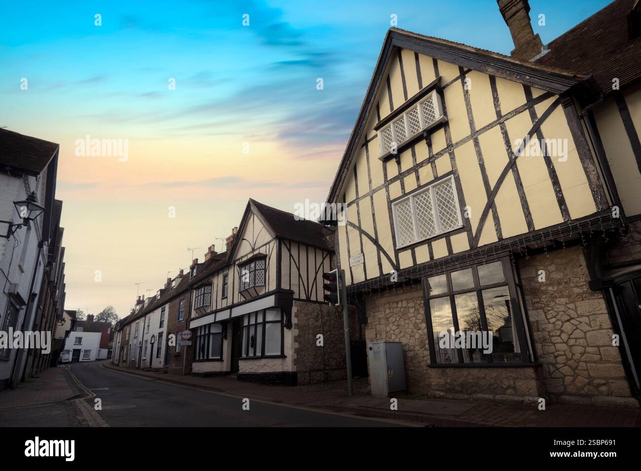 Architettura in stile Tudor in strada ad Aylesford nel Kent Foto Stock