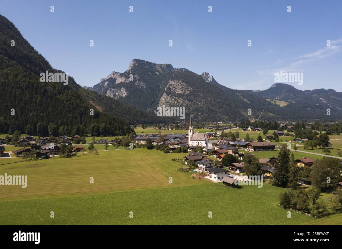 Immagine drone, Sankt Martin bei Lofer, Saalachtal, Pinzgau, provincia di Salisburgo, Austria, Europa Foto Stock