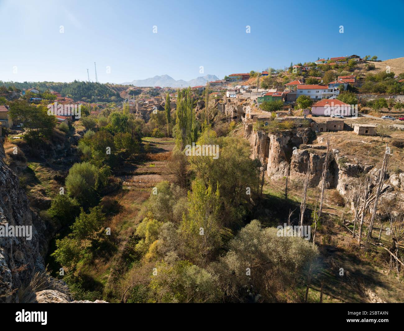 Città di Ihlara ( turca; Ihlara vadisi ) punto di ingresso alla valle di Ihlara. Simboli turistici della Turchia. Provincia di Aksaray Foto Stock