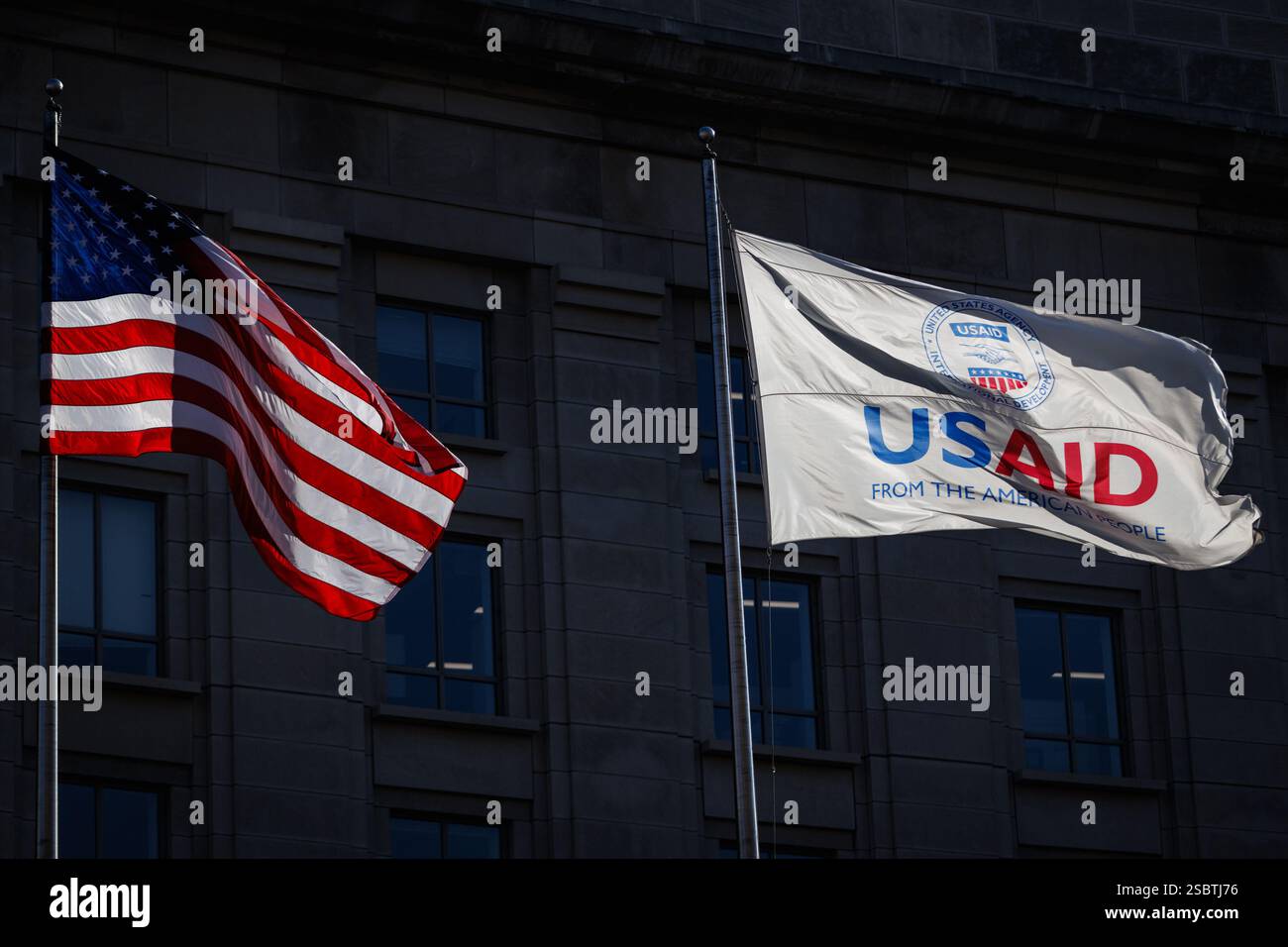 Washington, Stati Uniti. 4 febbraio 2025. Il quartier generale dell'Agenzia statunitense per lo sviluppo internazionale (USAID) si trova il 4 febbraio 2025 a Washington, DC Elon Musk, miliardario tecnologico e capo del Dipartimento di efficienza del governo (DOGE), ha dichiarato in un post sui social media che lui e il presidente degli Stati Uniti Donald Trump chiuderanno l'agenzia di assistenza straniera. (Foto di Samuel Corum/Sipa USA) credito: SIPA USA/Alamy Live News Foto Stock