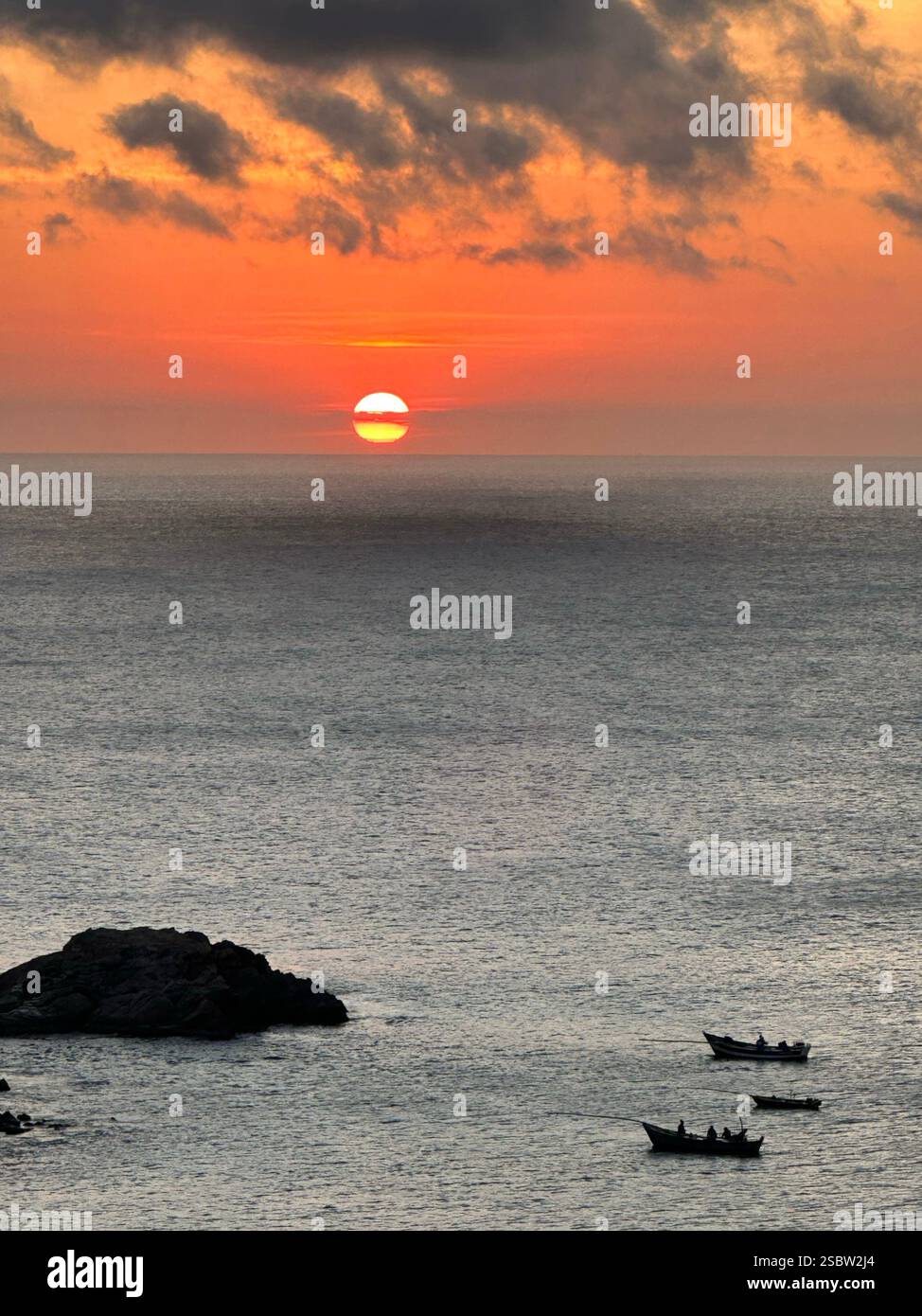 Tramonto ad Arraial do Cabo - RJ - Brasile - Immagine stock catturata con smartphone
