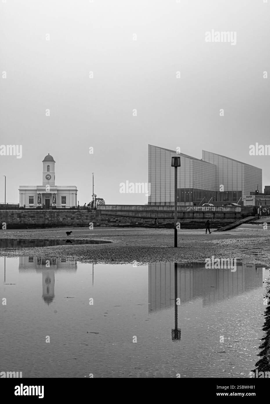 Il Turner Contemporary e la Droit House in una giornata nuvolosa a Margate Foto Stock