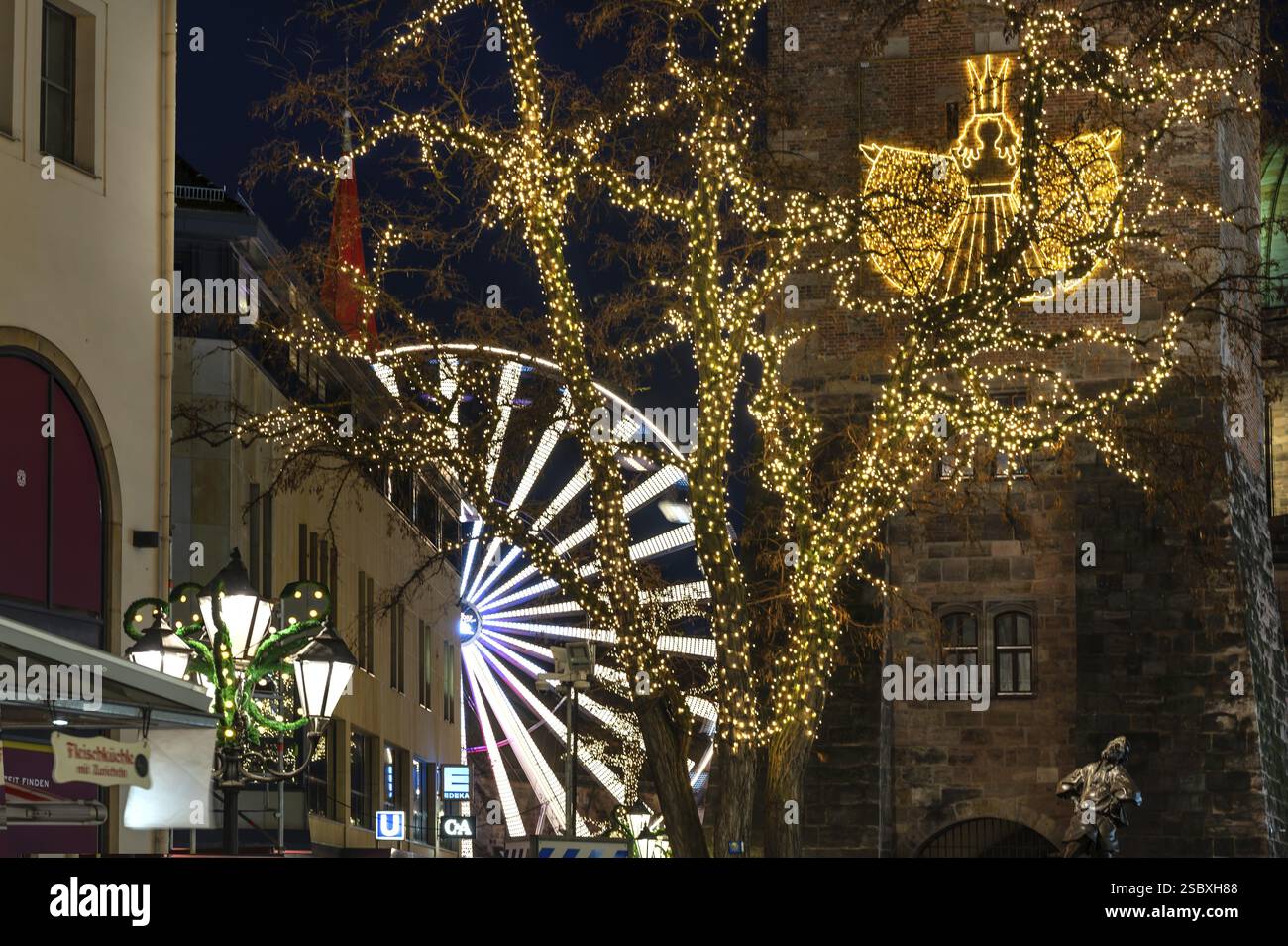 Rieserad al Christmas Winter Village di Jakobsplatz, Norimberga, Franconia media, Baviera, Germania, Europa Foto Stock