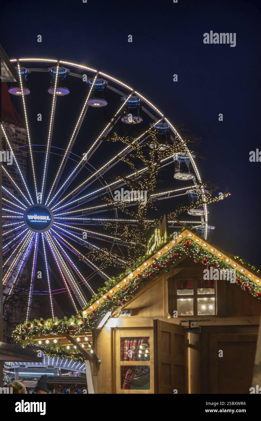 Rieserad presso il villaggio natalizio invernale di Jakobsplatz, Norimberga, Franconia media, Baviera, Germania, Europa Foto Stock