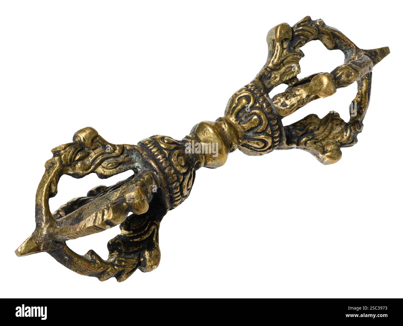Un dettagliato vajra tibetano in ottone, un oggetto rituale simbolico utilizzato nelle cerimonie buddiste, che rappresenta il potere spirituale e l'illuminazione. Foto Stock