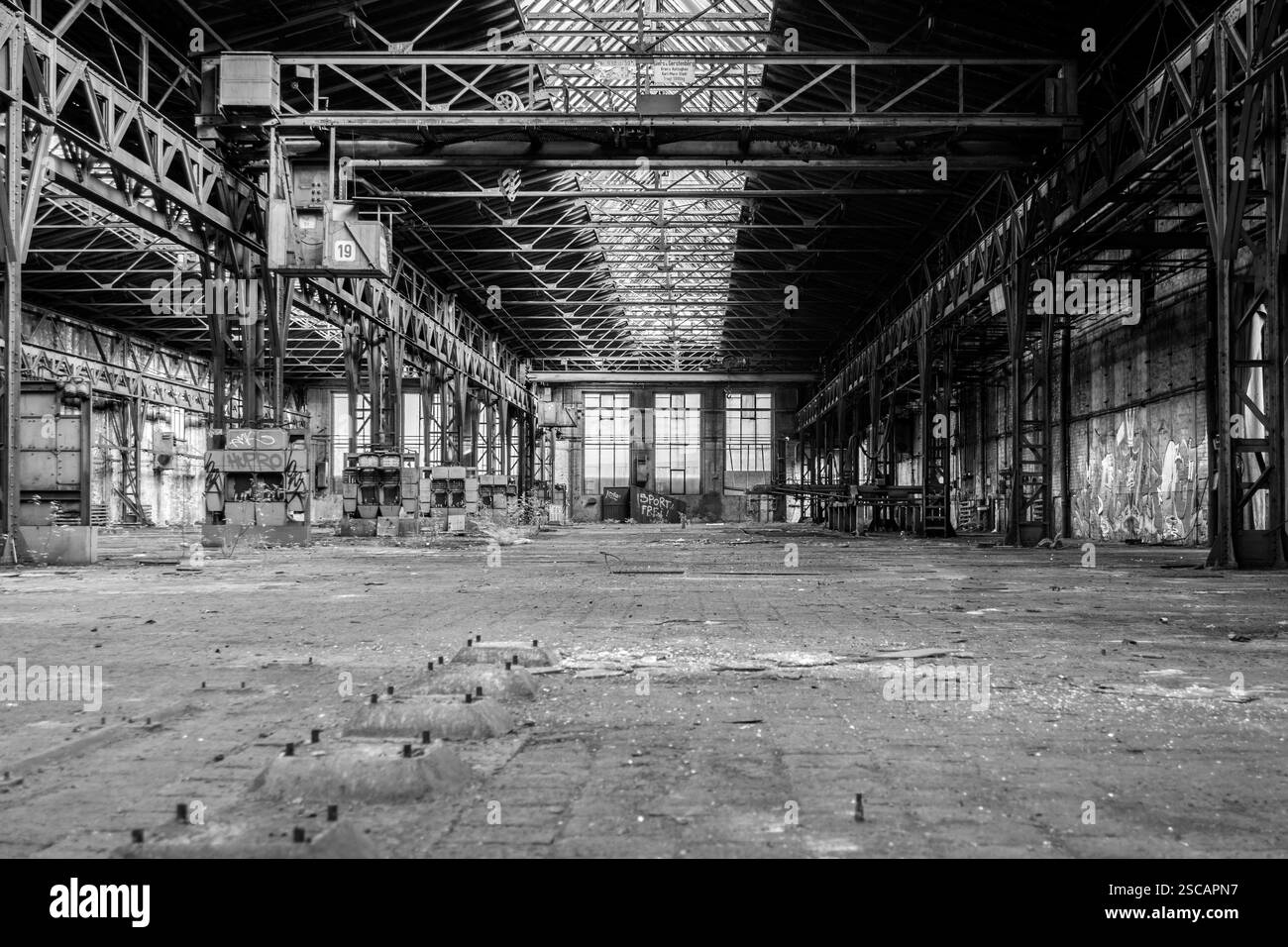 Vecchia fabbrica abbandonata dall'ex RDT Foto Stock