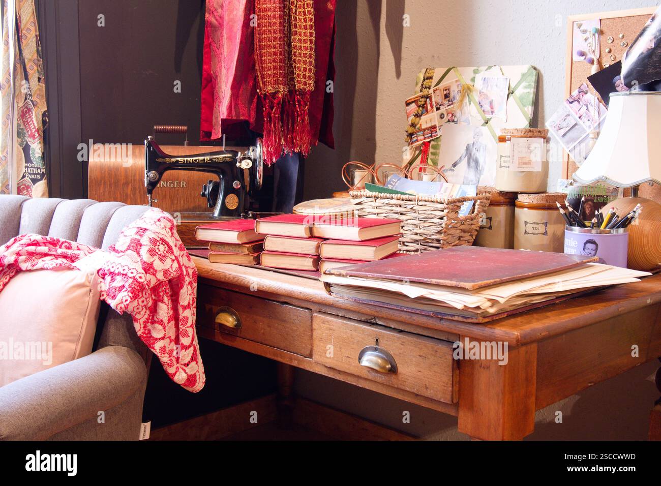 Interno di un laboratorio artigianale Foto Stock