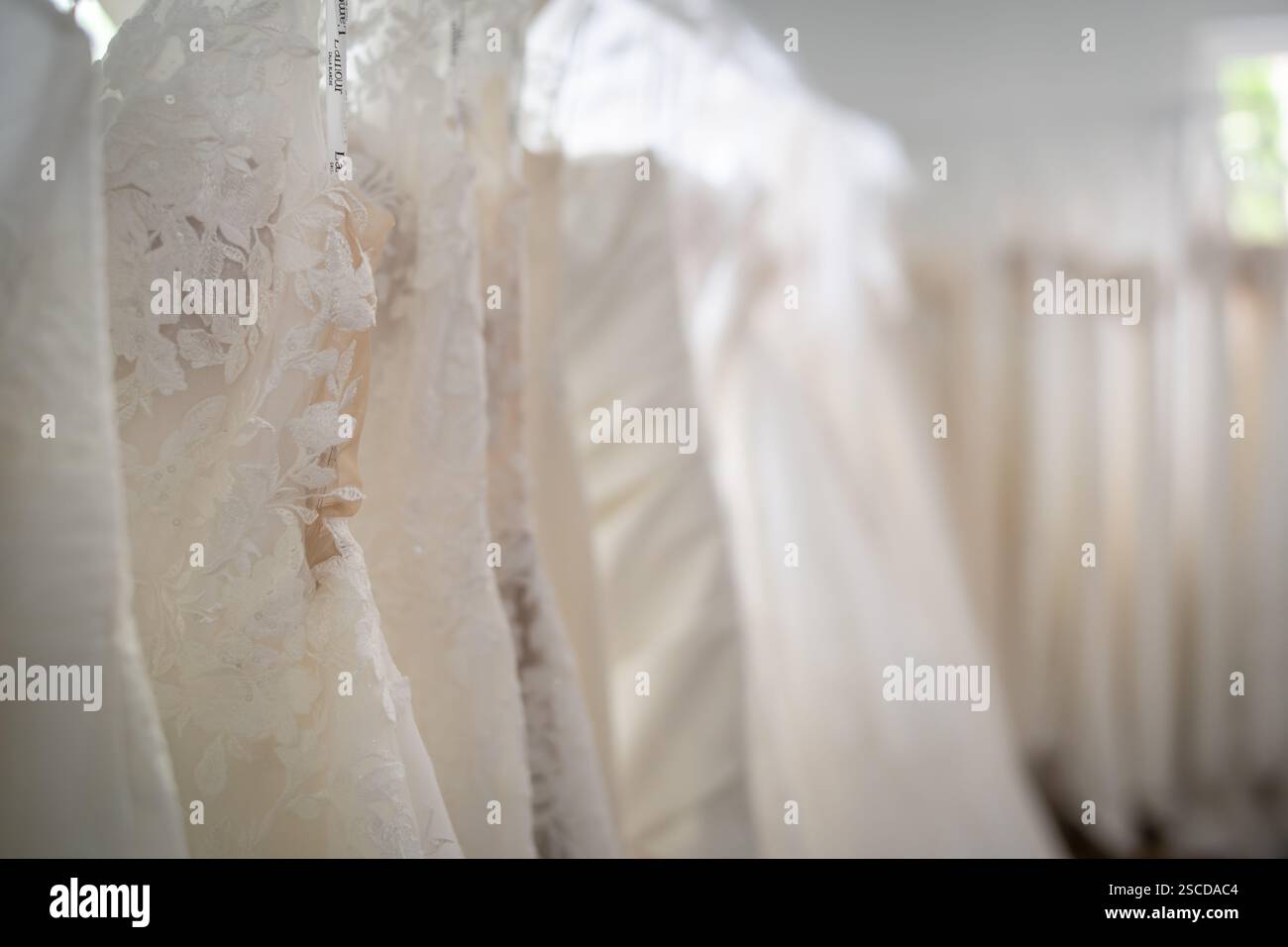Negozio di abbigliamento per matrimoni Foto Stock