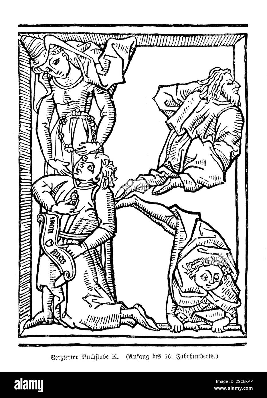 Lettera "K" ornamentale - XVI secolo (forme umane). Una "K" ornamentale giocosa ed elaborata del XVI secolo, composta da figure umane disposte in posizioni acrobatiche. Un esempio sorprendente di arte tipografica rinascimentale, che unisce creatività e umorismo al design calligrafico. Foto Stock