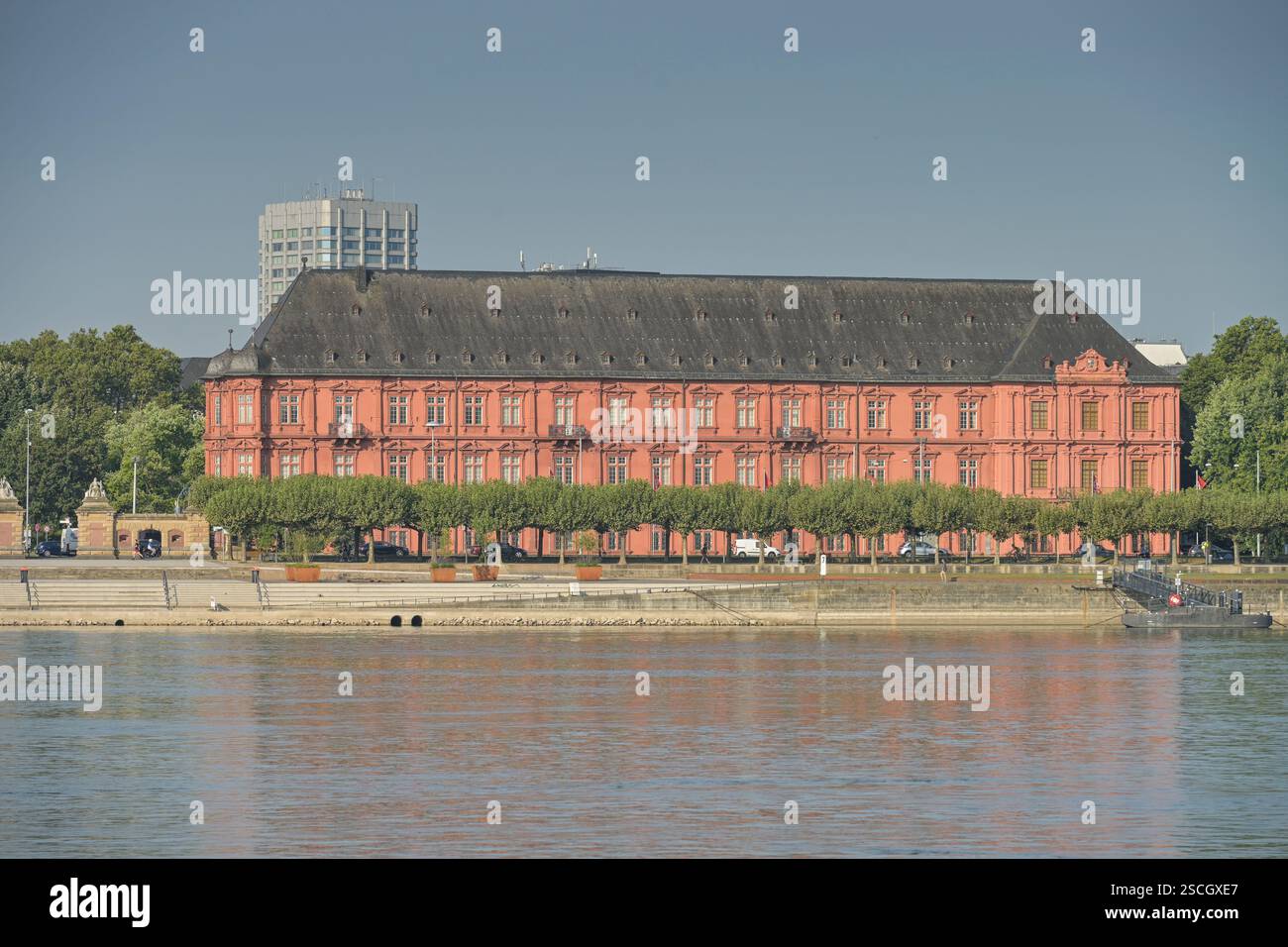 Rhein, Kurfürstliches Schloss, Mainz, Rheinland-Pfalz, Deutschland Foto Stock