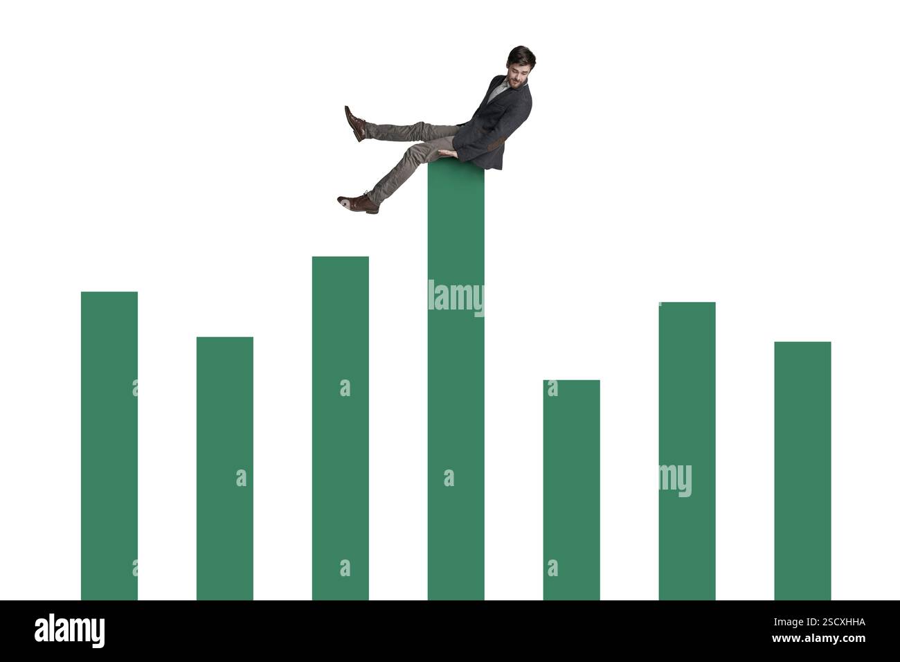 Mercato azionario, sfondo bianco o uomo su grafico per diminuzione, fluttuazione degli investimenti o tasso di interesse. Crisi finanziaria, studio o commerciante spaventato Foto Stock
