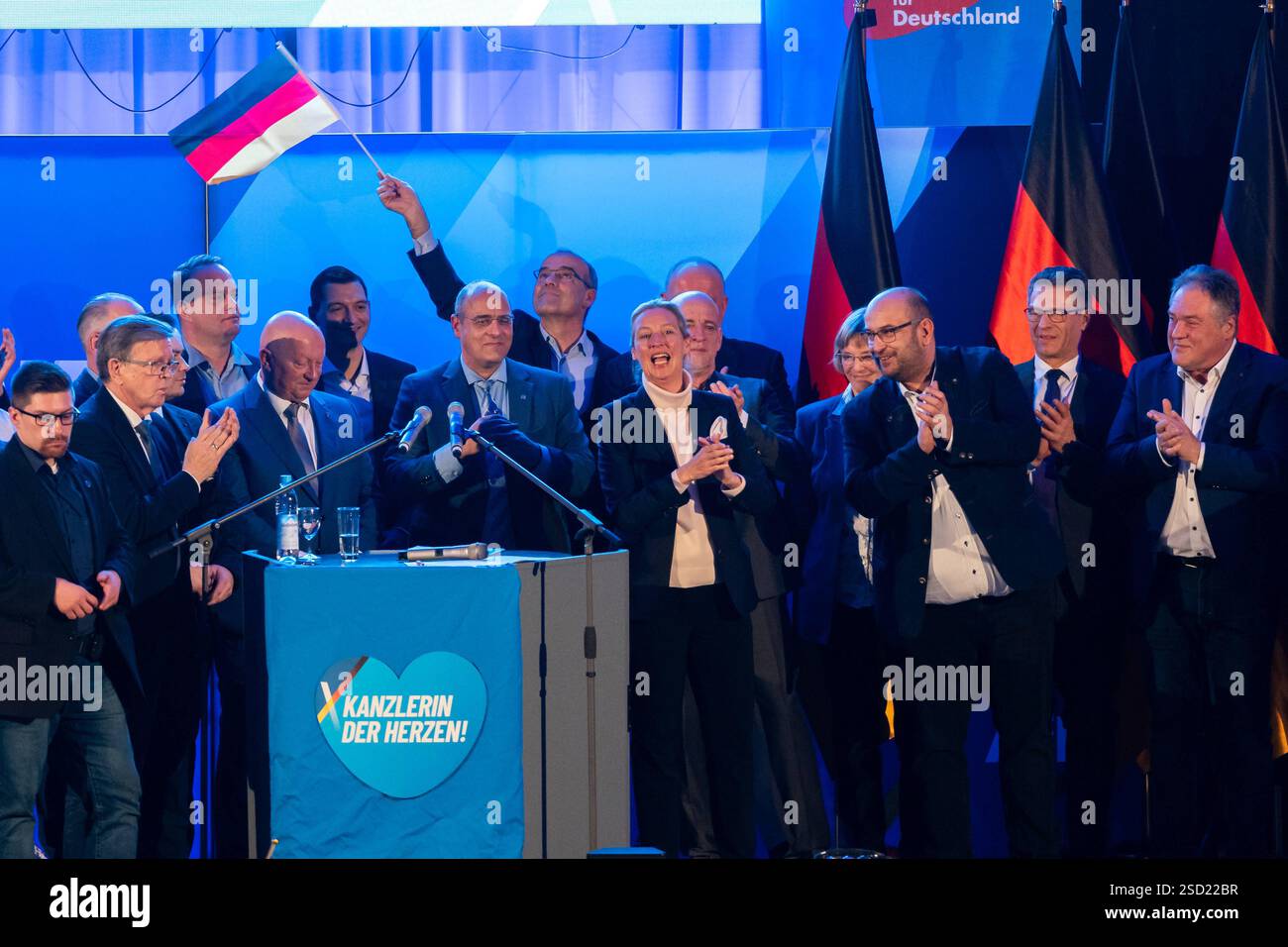 Germania, Alice Weidel Eletta Candidata Cancelliera Afd: "Blinderemo Le