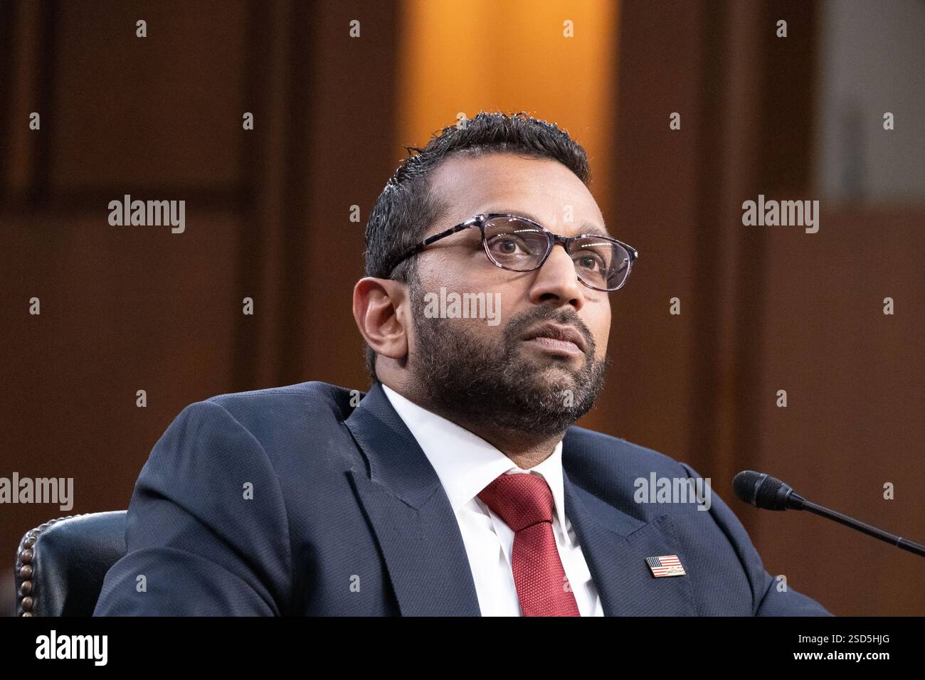 La commissione di intelligence del Senato esamina la nomina di Kashyap Patel a direttore del Federal Bureau of Investigation. Foto Stock