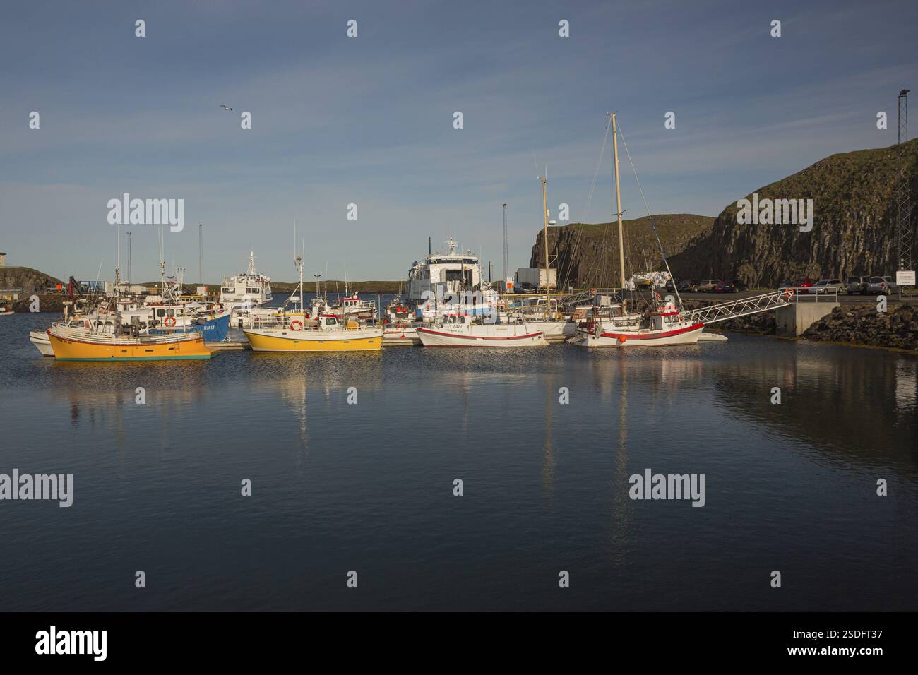 Porto Stykkisholmur. Situato nella città di Stykkisholmur nell'Islanda occidentale, sulla penisola di Snaefellsnes Foto Stock