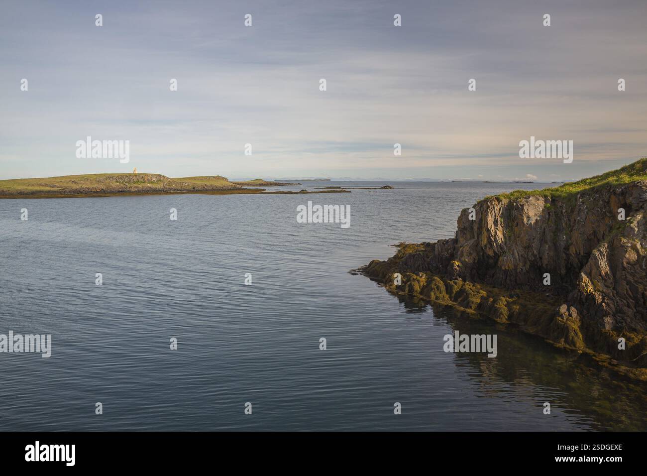 Sul traghetto che parte dal porto di Stykkisholmur per Brjanslaekur più a nord verso i fiordi occidentali Foto Stock