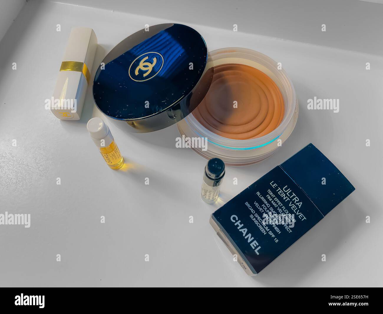 Appartamento Chanel Beauty. - Immagine stock catturata con smartphone