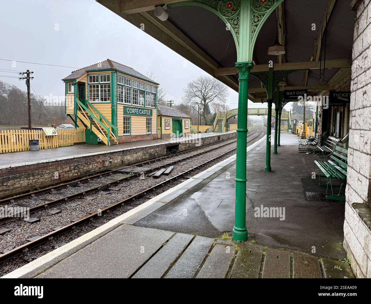 Swanage Railway; Corfe Castle Station, Dorset - Immagine stock catturata con smartphone