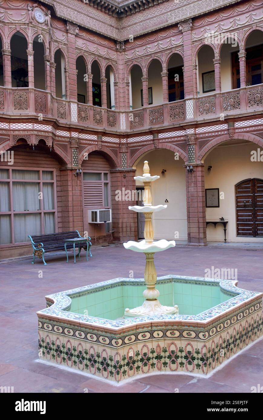 Rampuria haveli ora hotel bhanwar niwas, Bikaner, Rajasthan, India, Asia Foto Stock