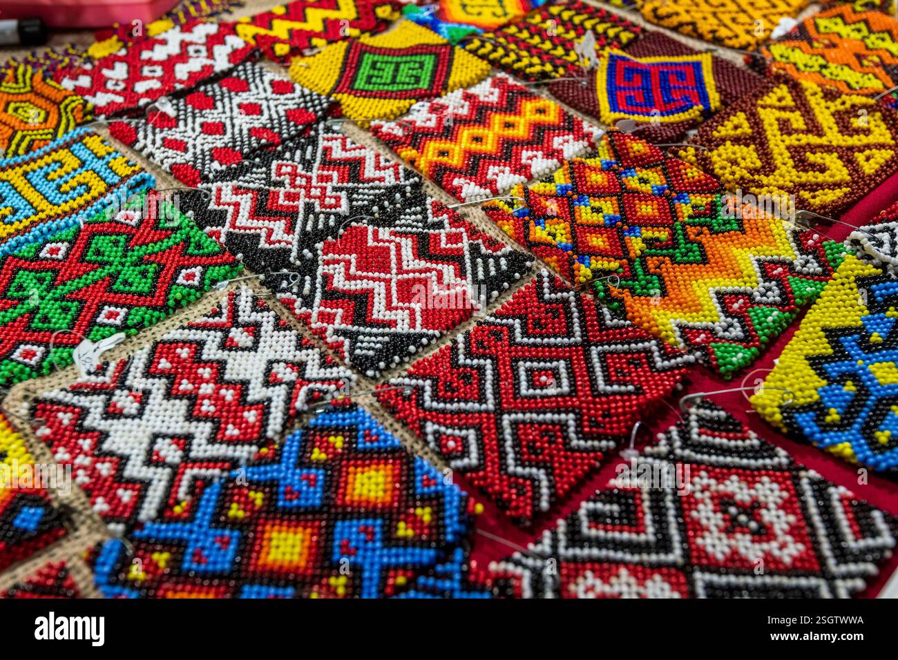 Artigianato indigeno tradizionale dall'Amazzonia brasiliana Foto Stock
